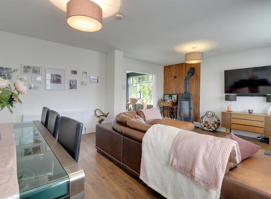 97 Donaghadee Road, Bangor, BT20 4NJ