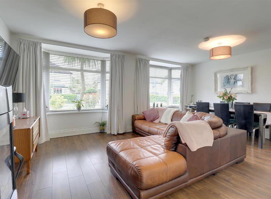 97 Donaghadee Road, Bangor, BT20 4NJ