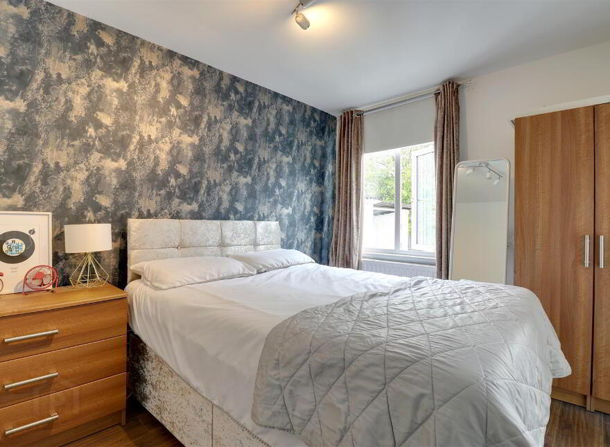 97 Donaghadee Road, Bangor, BT20 4NJ