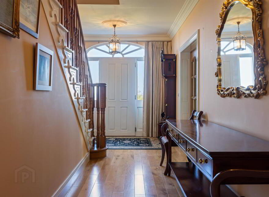Tullyhubbert House, 80 Hillsborough Road, Tower Lane, Moneyreagh, Newtownards, BT23 6AY
