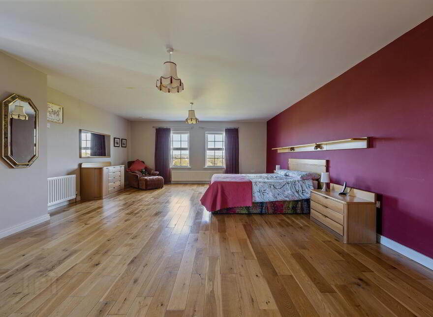 Tullyhubbert House, 80 Hillsborough Road, Tower Lane, Moneyreagh, Newtownards, BT23 6AY