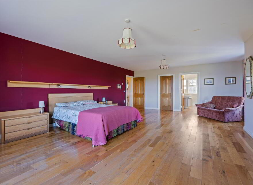 Tullyhubbert House, 80 Hillsborough Road, Tower Lane, Moneyreagh, Newtownards, BT23 6AY