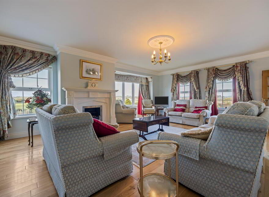Tullyhubbert House, 80 Hillsborough Road, Tower Lane, Moneyreagh, Newtownards, BT23 6AY