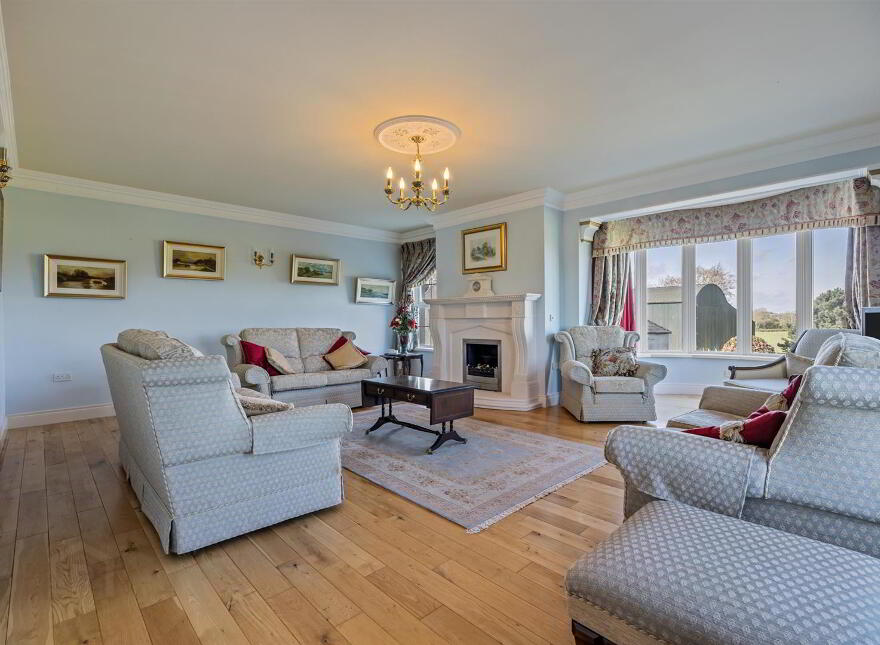 Tullyhubbert House, 80 Hillsborough Road, Tower Lane, Moneyreagh, Newtownards, BT23 6AY