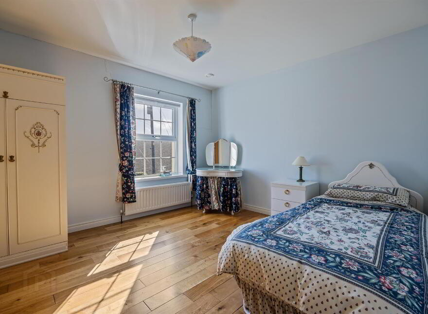 Tullyhubbert House, 80 Hillsborough Road, Tower Lane, Moneyreagh, Newtownards, BT23 6AY