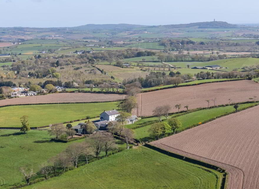 Tullyhubbert House, 80 Hillsborough Road, Tower Lane, Moneyreagh, Newtownards, BT23 6AY
