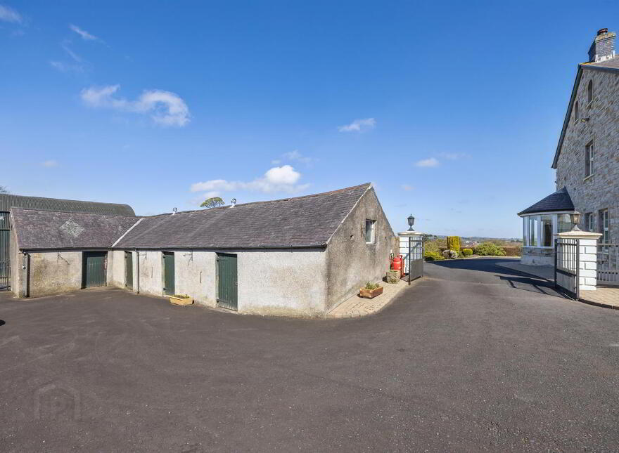 Tullyhubbert House, 80 Hillsborough Road, Tower Lane, Moneyreagh, Newtownards, BT23 6AY