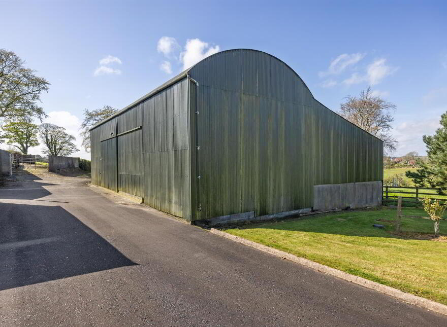 Tullyhubbert House, 80 Hillsborough Road, Tower Lane, Moneyreagh, Newtownards, BT23 6AY