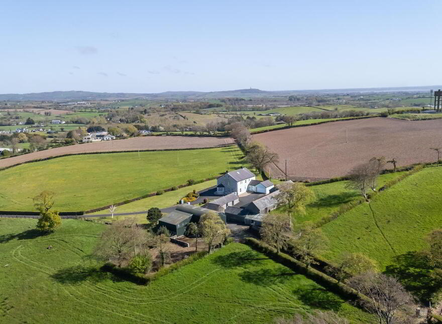 Tullyhubbert House, 80 Hillsborough Road, Tower Lane, Moneyreagh, Newtownards, BT23 6AY