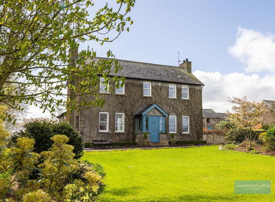 21 Lisdoonan Road, Carryduff, Belfast, BT8 8AR