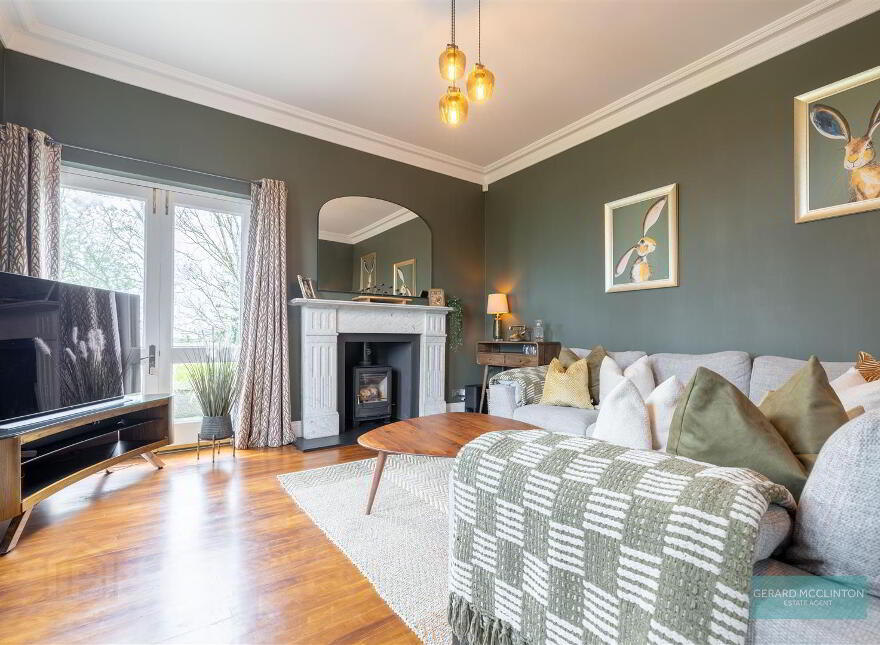 21 Lisdoonan Road, Carryduff, Belfast, BT8 8AR