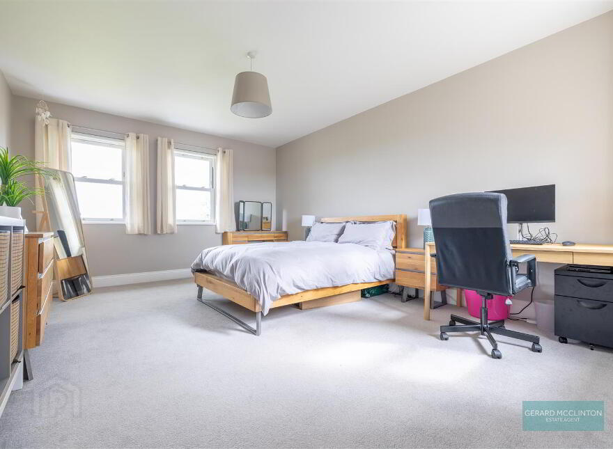 21 Lisdoonan Road, Carryduff, Belfast, BT8 8AR