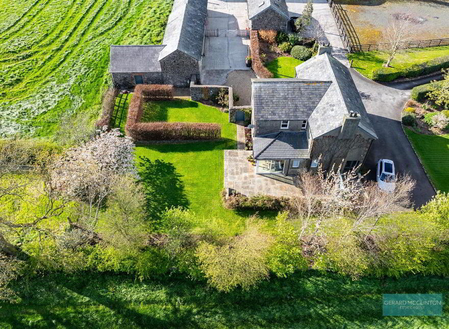 21 Lisdoonan Road, Carryduff, Belfast, BT8 8AR
