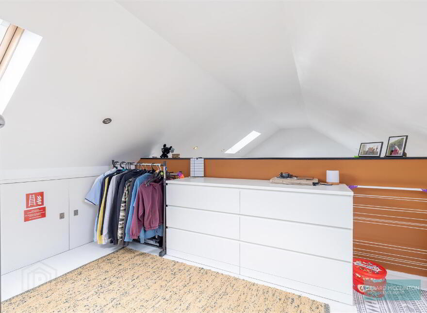 21 Lisdoonan Road, Carryduff, Belfast, BT8 8AR