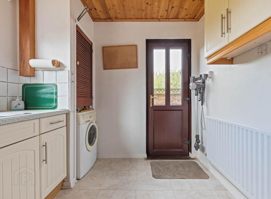 37 Knockwood Crescent, Belfast, BT5 6GE