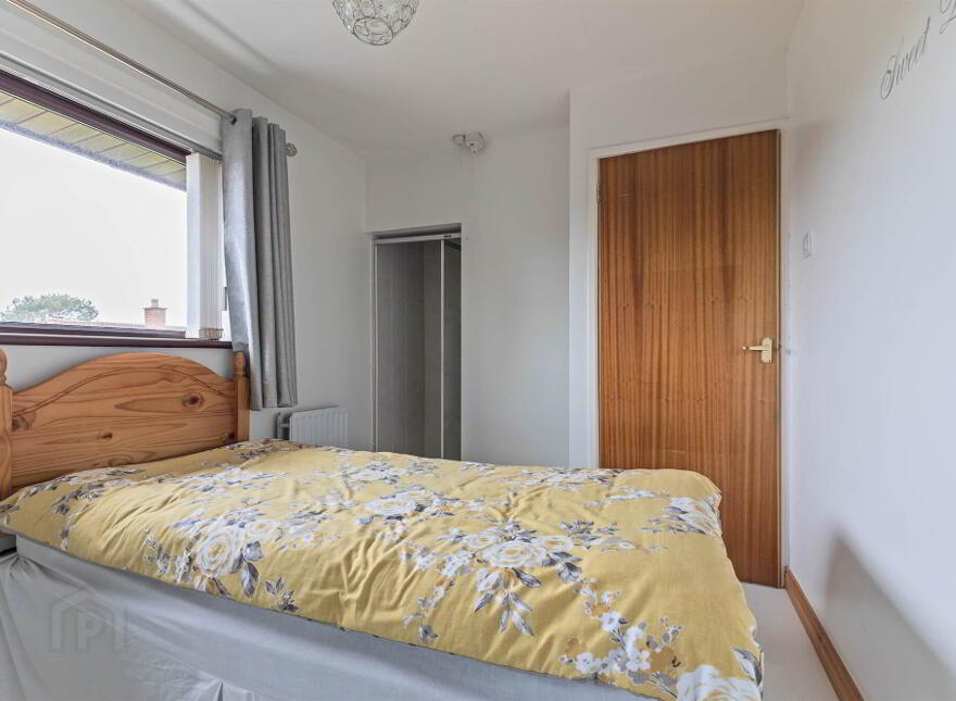 37 Knockwood Crescent, Belfast, BT5 6GE