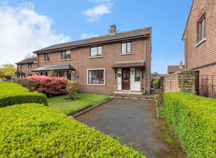 37 Knockwood Crescent, Belfast, BT5 6GE