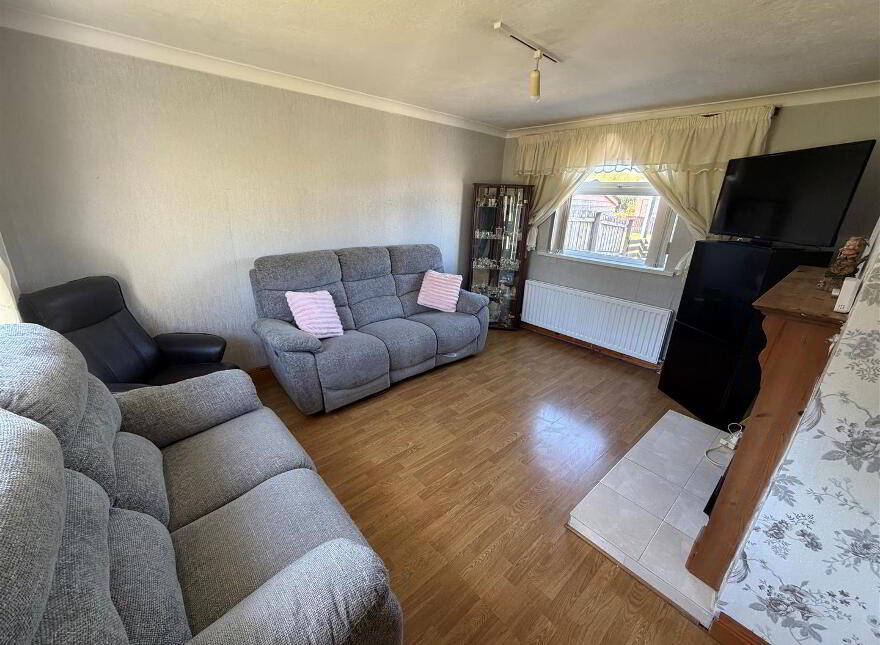 25 Ballynoe Gardens, Bangor, BT19 1SB