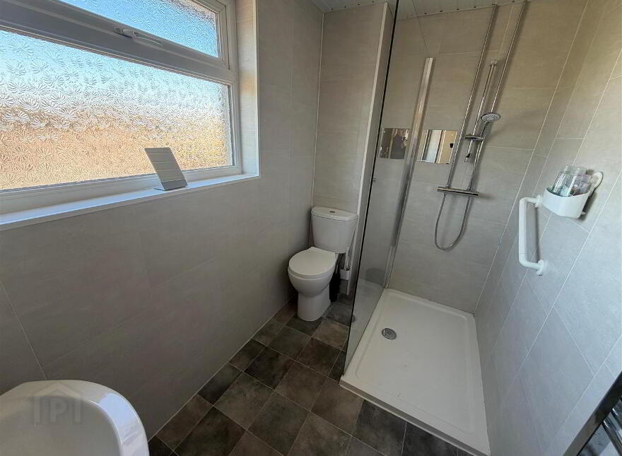 25 Ballynoe Gardens, Bangor, BT19 1SB