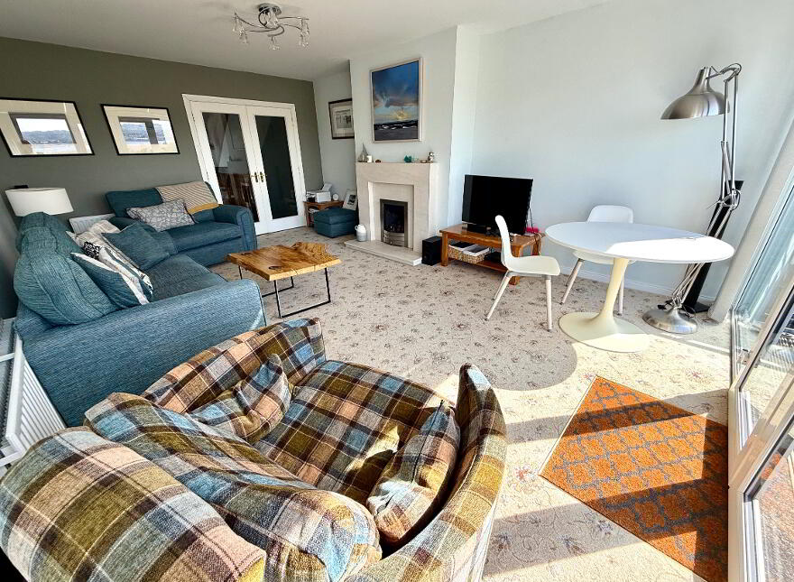 74 Waterfoot Park, Waterside, Derry, BT47 6SX