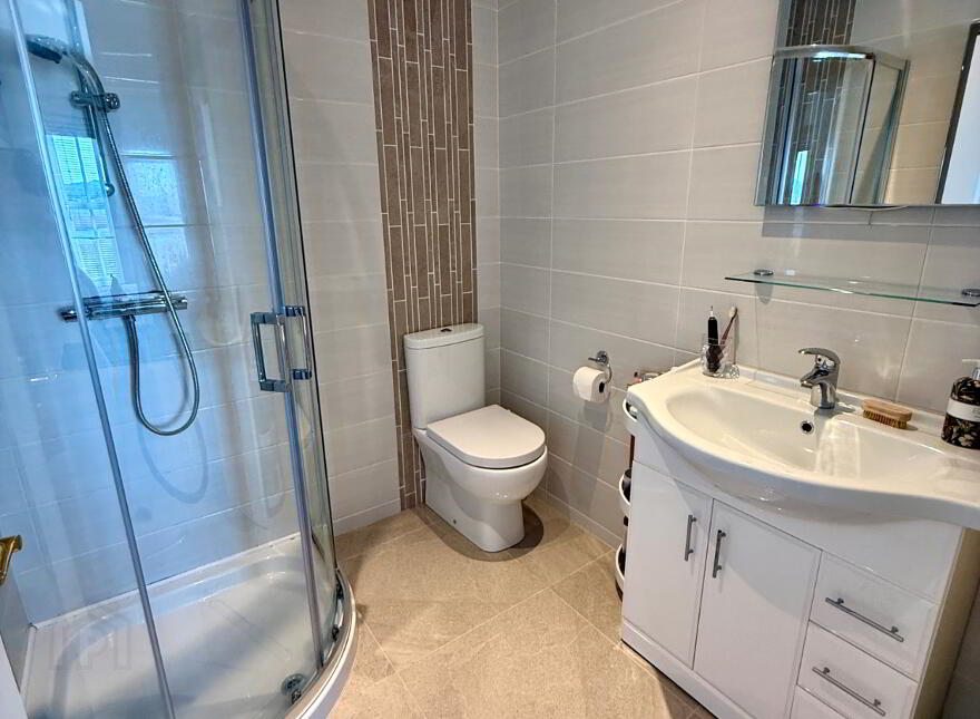74 Waterfoot Park, Waterside, Derry, BT47 6SX