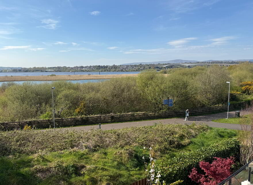 74 Waterfoot Park, Waterside, Derry, BT47 6SX
