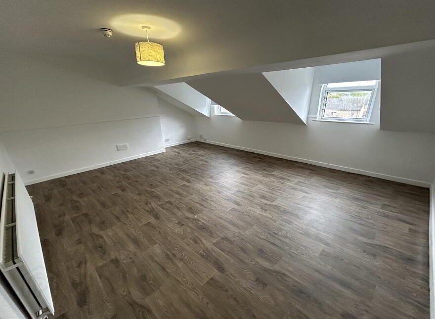 3, 158 Cliftonpark Avenue, Cliftonville Road, Belfast, BT14 6DT