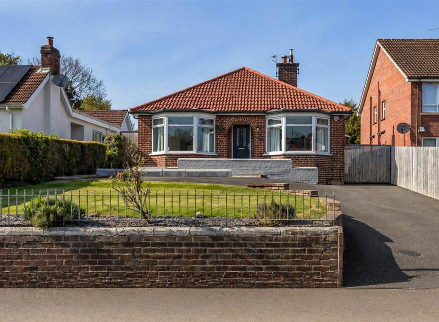 36 Kingsway Park, Belfast, BT5 7EW