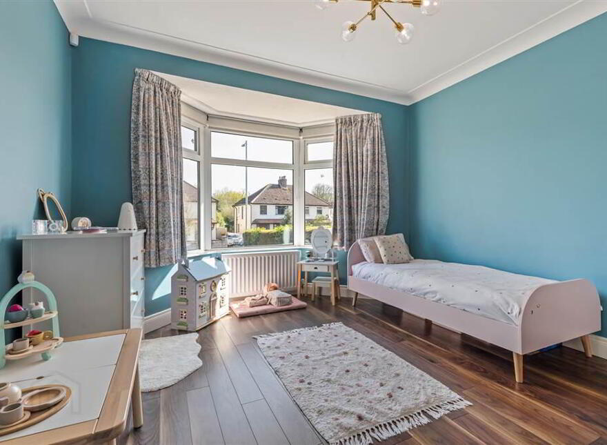 36 Kingsway Park, Belfast, BT5 7EW