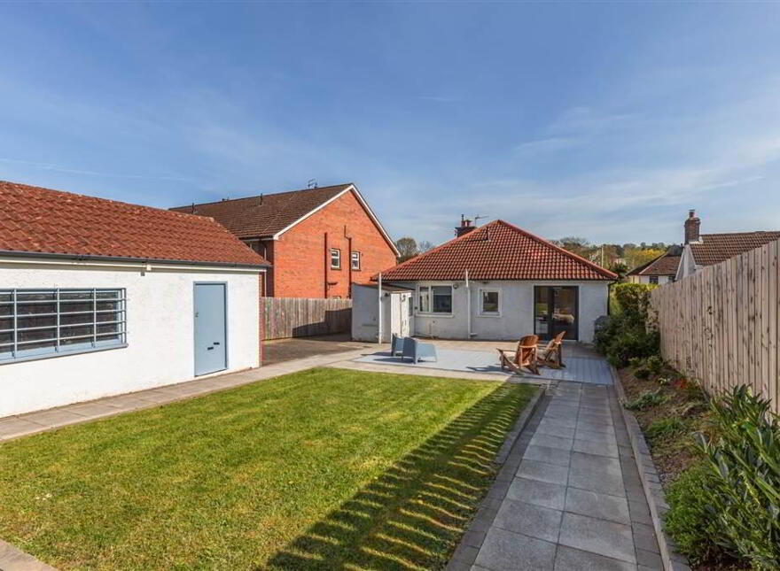 36 Kingsway Park, Belfast, BT5 7EW