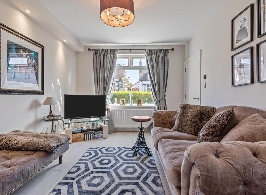 29 Thornhill Drive, Belfast, BT5 7AW