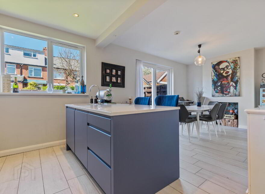 29 Thornhill Drive, Belfast, BT5 7AW