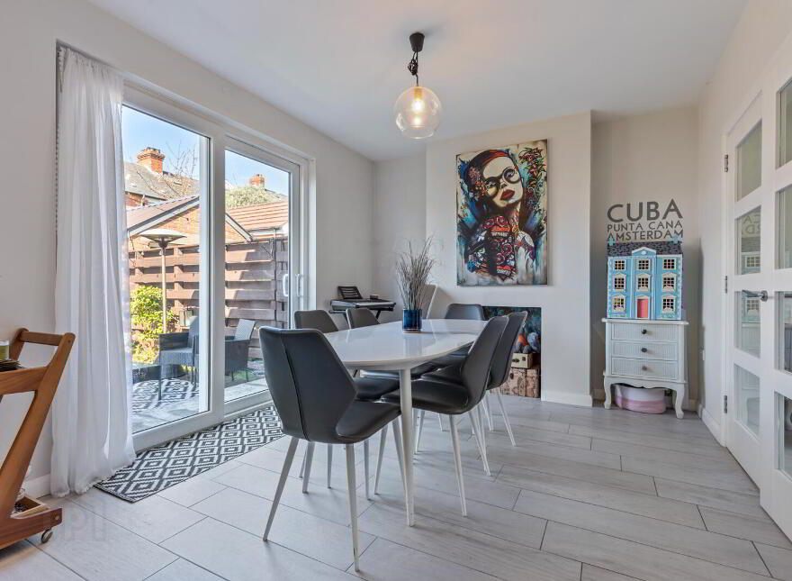 29 Thornhill Drive, Belfast, BT5 7AW