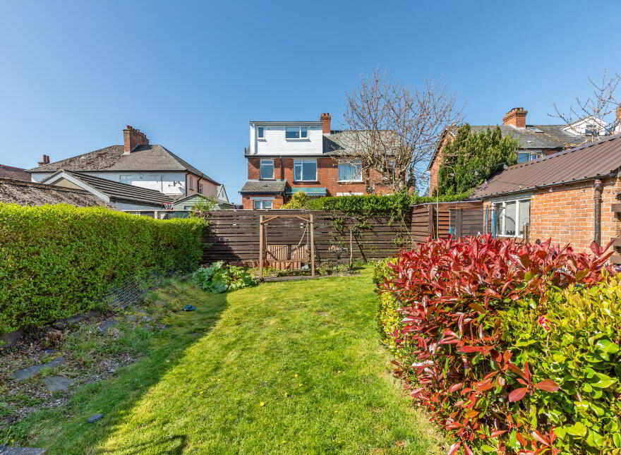 29 Thornhill Drive, Belfast, BT5 7AW