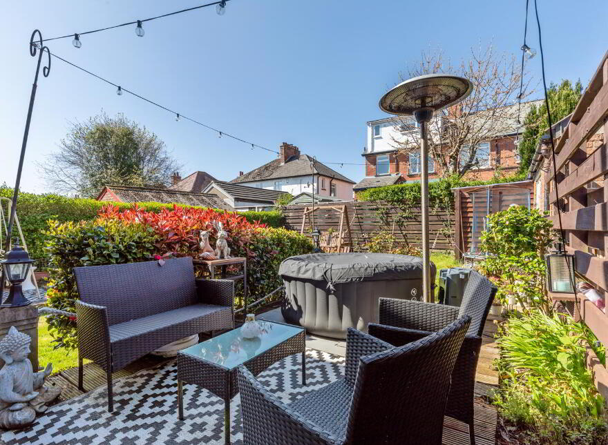 29 Thornhill Drive, Belfast, BT5 7AW
