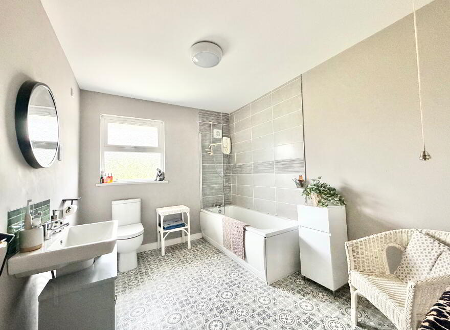 6 Pinefield Court, Omagh, BT79 7YT