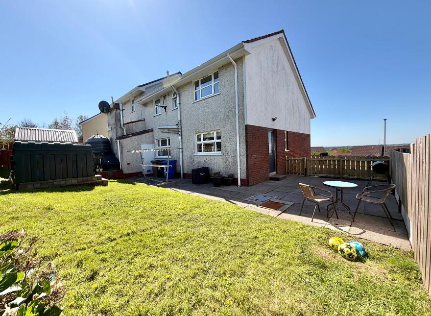 6 Pinefield Court, Omagh, BT79 7YT