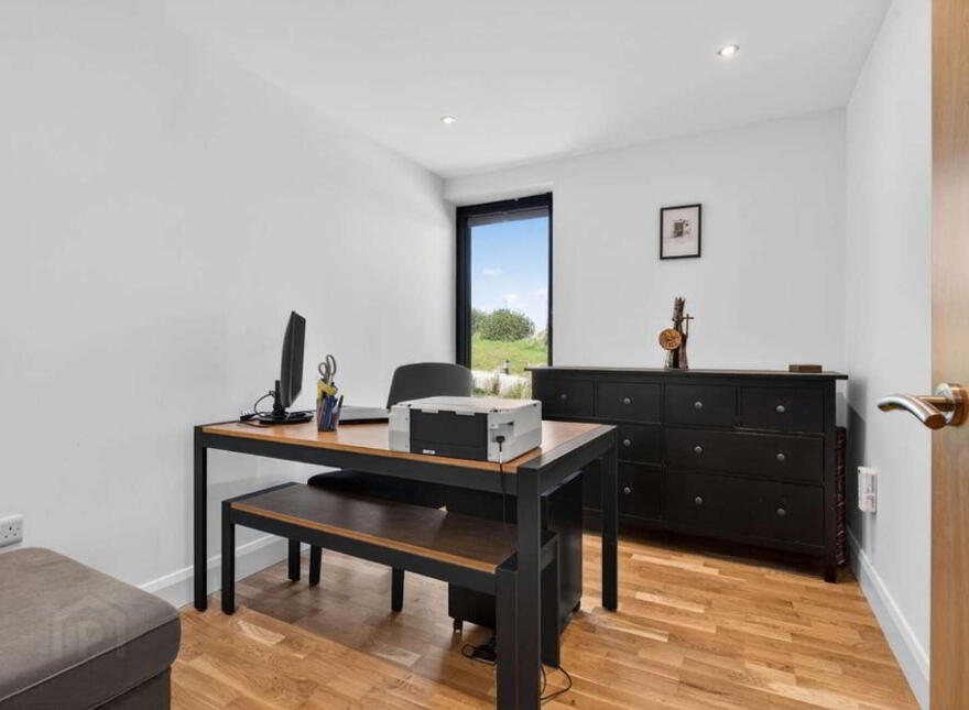 Ballylinny House, 5 Causeway Road, Bushmills, BT57 8SU