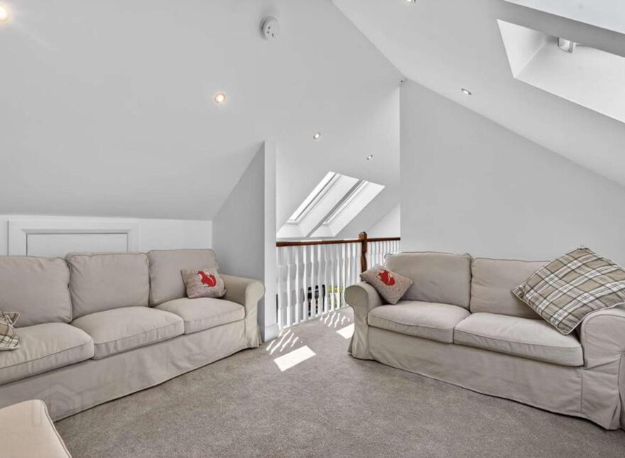 Ballylinny House, 5 Causeway Road, Bushmills, BT57 8SU