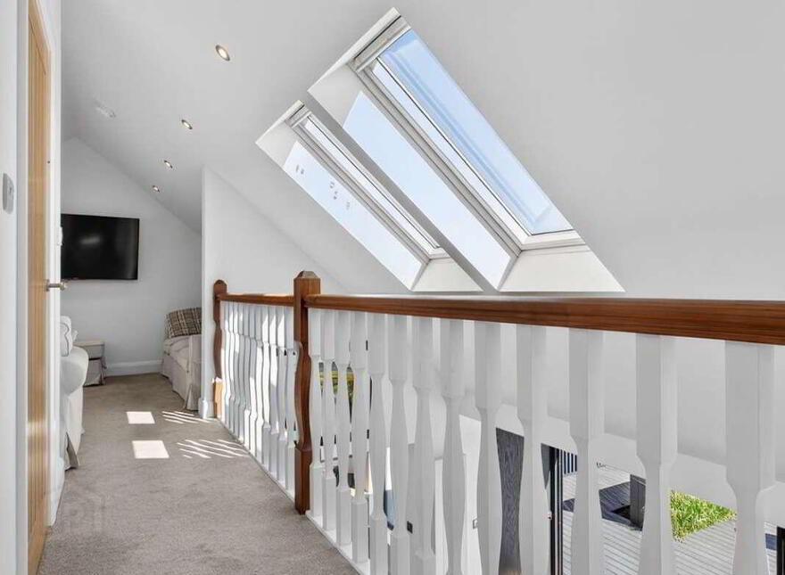 Ballylinny House, 5 Causeway Road, Bushmills, BT57 8SU