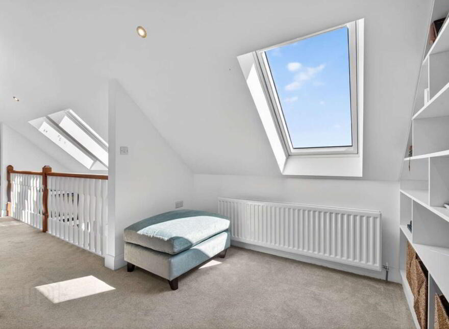 Ballylinny House, 5 Causeway Road, Bushmills, BT57 8SU