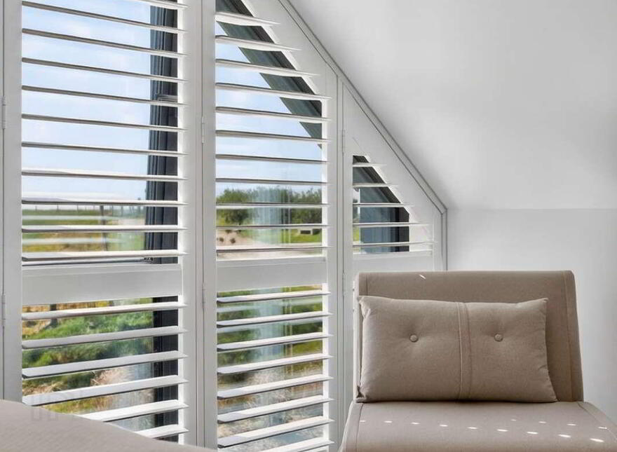 Ballylinny House, 5 Causeway Road, Bushmills, BT57 8SU