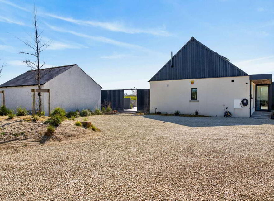 Ballylinny House, 5 Causeway Road, Bushmills, BT57 8SU