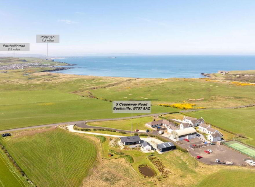 Ballylinny House, 5 Causeway Road, Bushmills, BT57 8SU