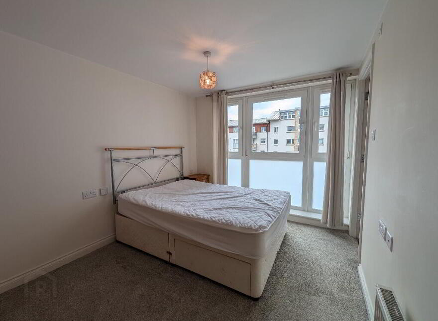 31 Brunswick Road, Leith, Edinburgh, EH7 5GW