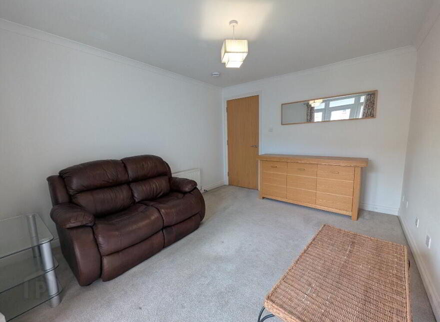 31 Brunswick Road, Leith, Edinburgh, EH7 5GW