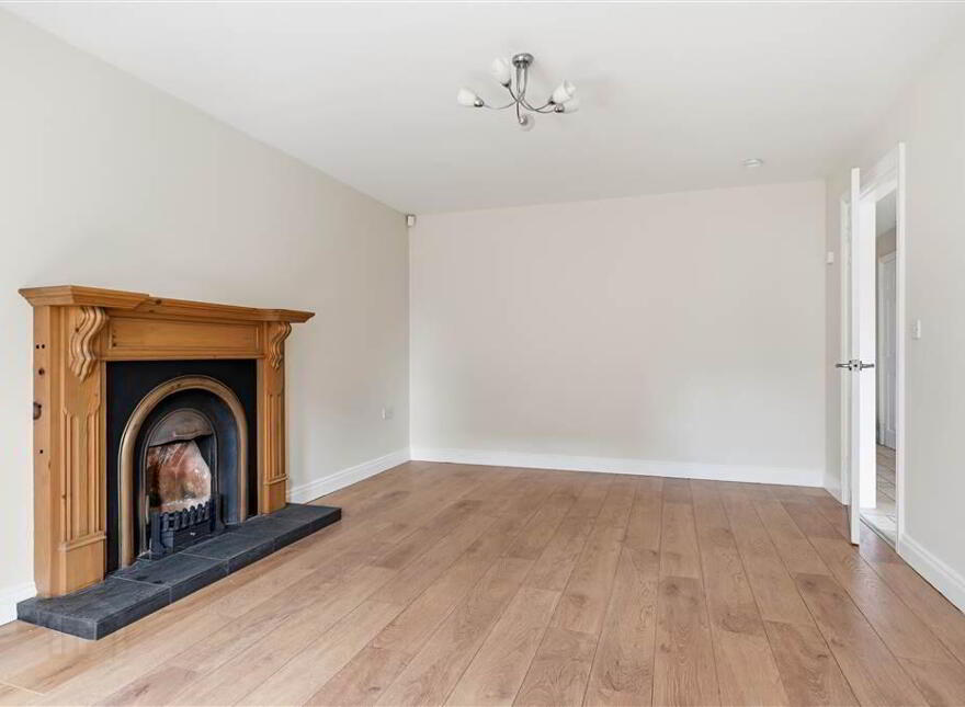 41 Rossdale, Ballymena, BT42 2SA