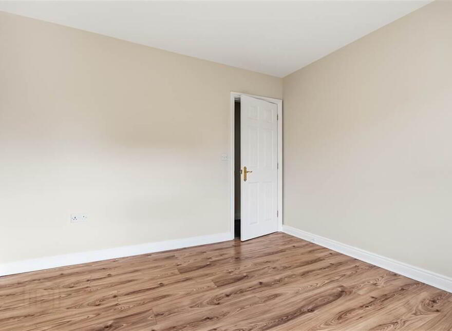 41 Rossdale, Ballymena, BT42 2SA