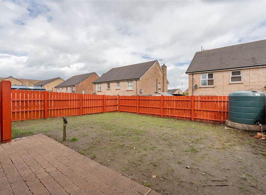 41 Rossdale, Ballymena, BT42 2SA