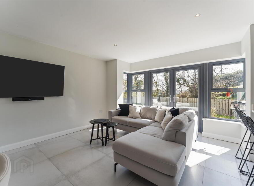 2 Castle Grove, Ballycorr Road, Ballyclare, BT39 9AD